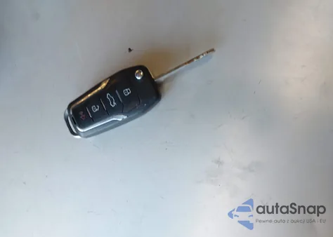 2014 Ford Mustang V6 из США, поврежденный, VIN 1ZVBP8AMXE5217678